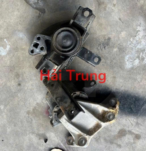 Chân máy, chân số Mitsubishi Xpander 2019-2023 Tháo Xe