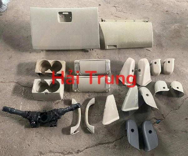 Nắp cốp trên, nắp cốp dưới, hộp để bình nước Toyota Innova 2006-2016 Tháo Xe