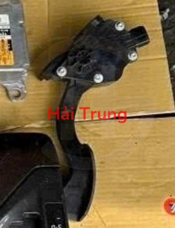 Chân phanh, chân ga Toyota Camry 2016-2020 Tháo Xe