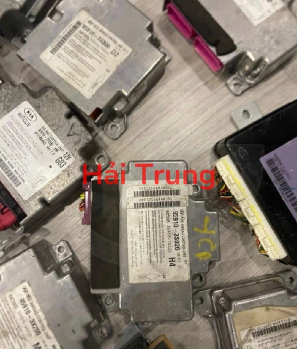 Hộp điều khiển túi khí Hyundai Elantra, I30, Avante Tháo Xe 959103X200 959103X800