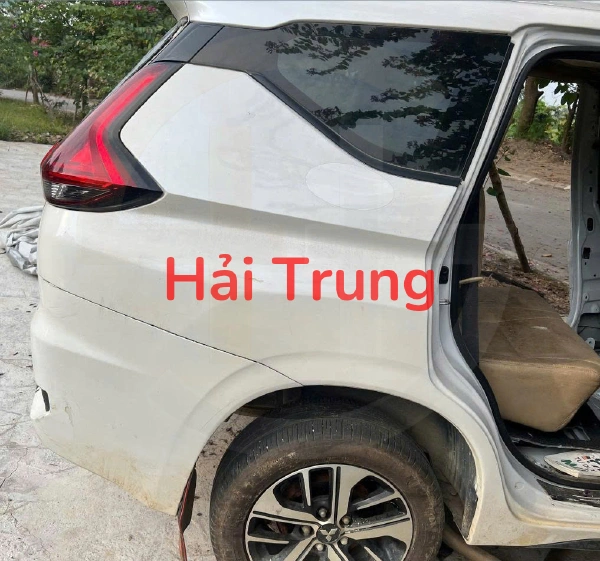 Hông sau Mitsubishi Xpander 2019-2023 Tháo Xe