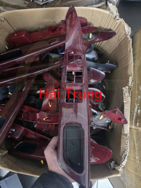 Ốp công tắc Toyota Innova Tháo Xe Mới Giá Tốt