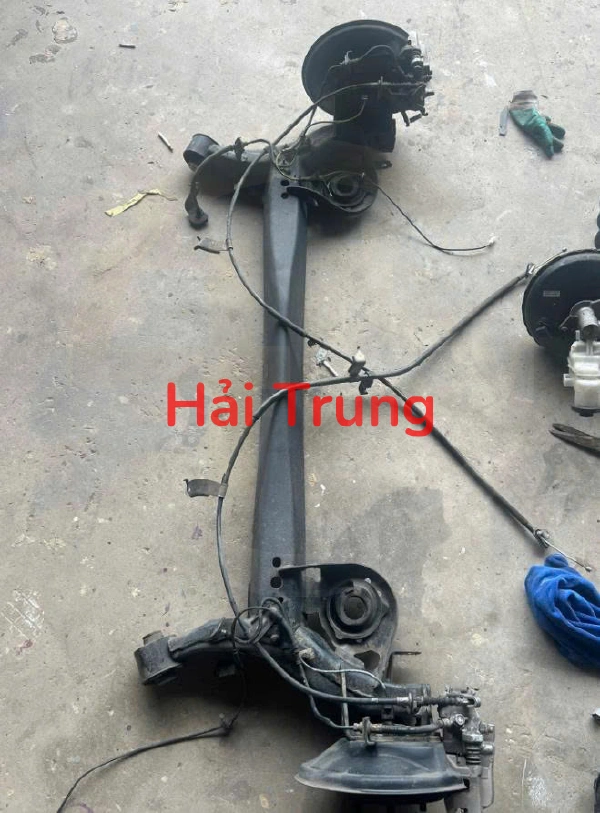 Dầm cầu sau Toyota Vios 2019 2020 Tháo Xe