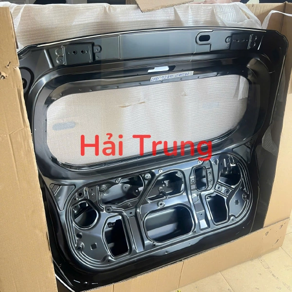 67005BZG50 Cốp sau Toyota Raize 2022