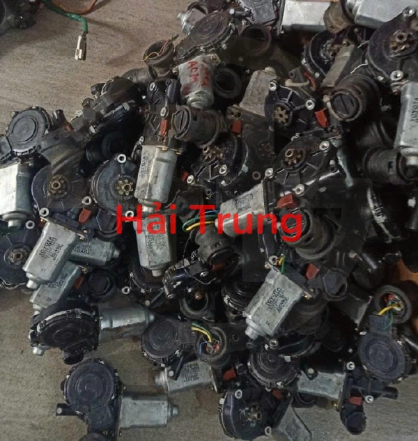 Mô tơ lên xuống kính Tháo Xe Toyota Vios, Innova, Altis, Camry, Fortuner, Hilux, Hiace