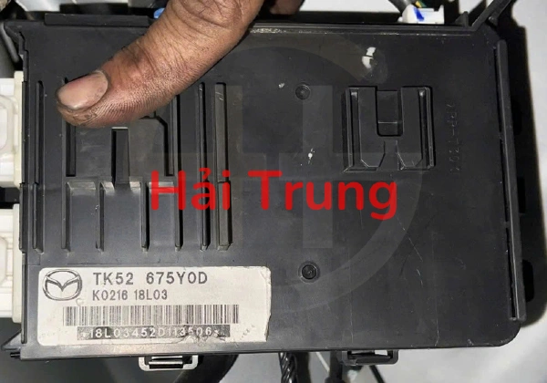 TK52675Y0D Hộp điều khiển điện thân xe BCM Mazda 3 2019 Tháo Xe