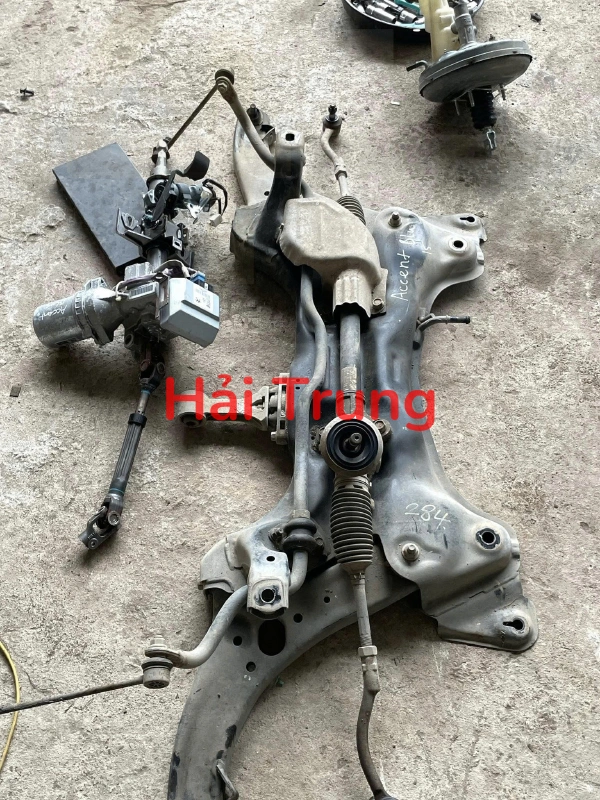 Thước lái, bệ đỡ động cơ, cọc lái Hyundai Accent Blue 2015 Tháo Xe