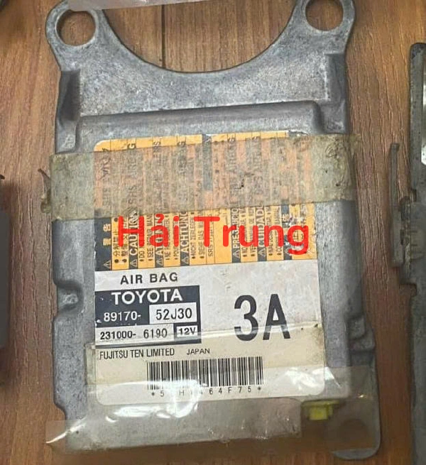 Hộp điều khiển túi khí Toyota Aqua 2013 Tháo Xe