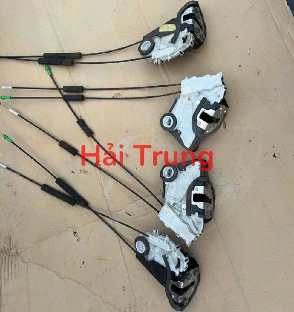 Khóa ngậm cửa Toyota Vios 2019 2020 Tháo Xe